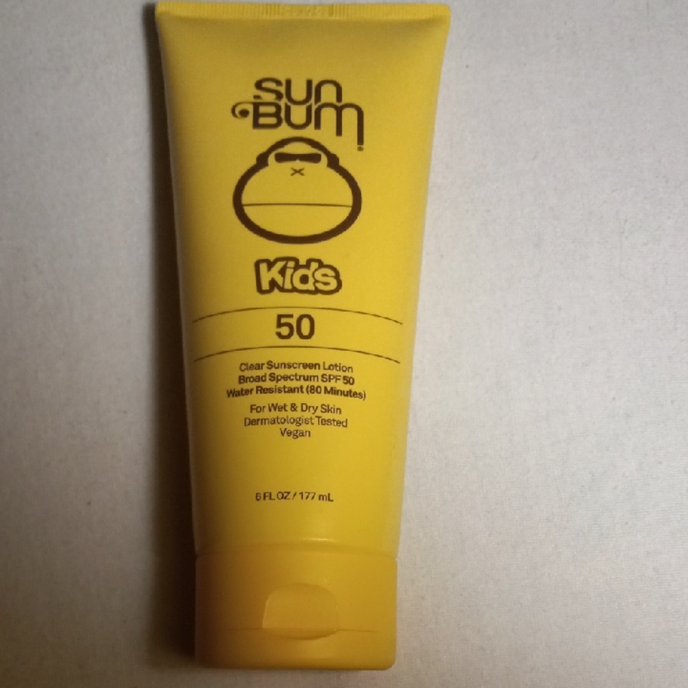 Kids Clear Sunscreen Lotion SPF 50 - Yellow